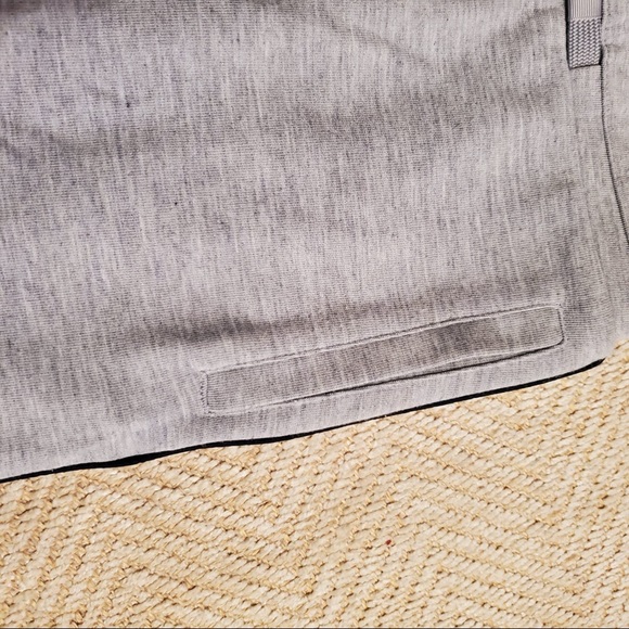 NWOT ARMANI EXCHANGE SHORTS - Picture 6 of 12